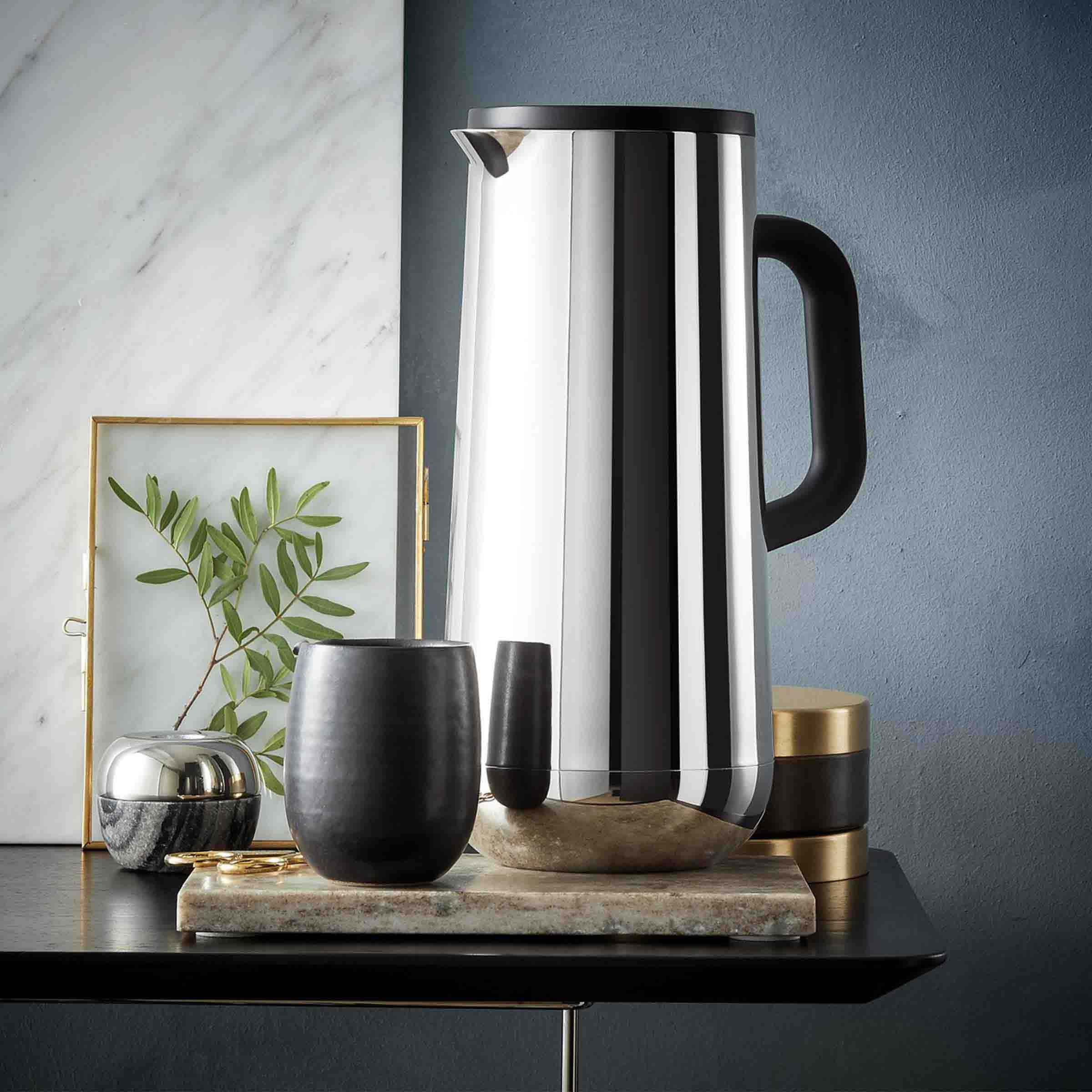 Nombre del fichero: WMFInsulationCoffeeJug1LImpulseStainless.jpg
Dimensiones: 2400 x 2400 píxeles
Tamaño del fichero: 165.63 KB